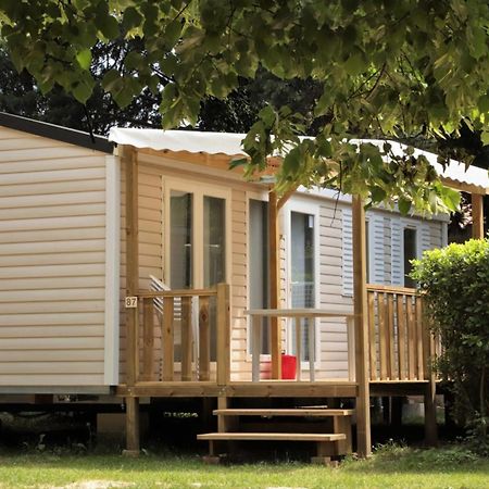 Camping Les Avignon - La Laune Villeneuve-les-Avignon Exterior photo